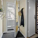 شقة 2 Bedroom Lovely In *