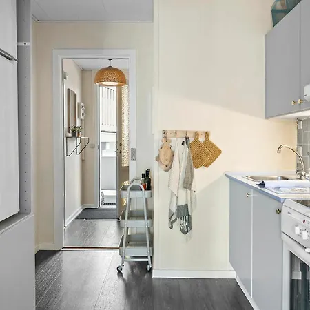 Apartment 2 Bedroom Lovely In Allinge-Sandvig