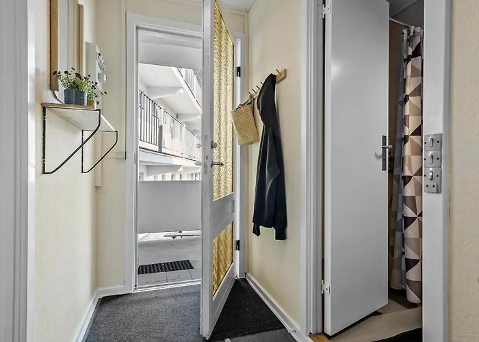 Appartement 2 Bedroom Lovely In *